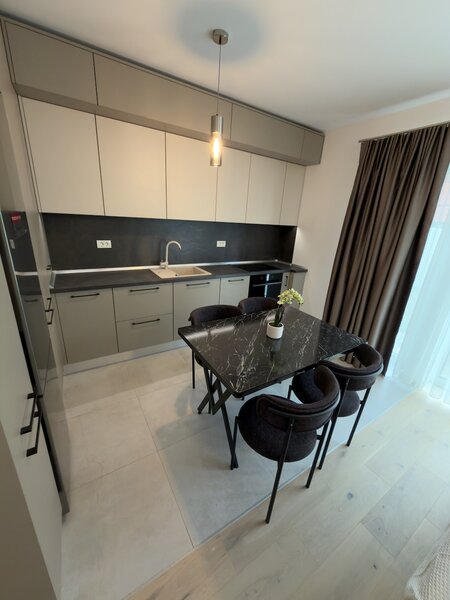 Pipera Plaza - duplex - curte.