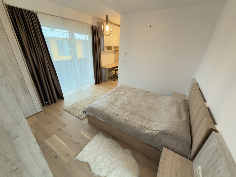 Pipera Plaza - duplex - curte.